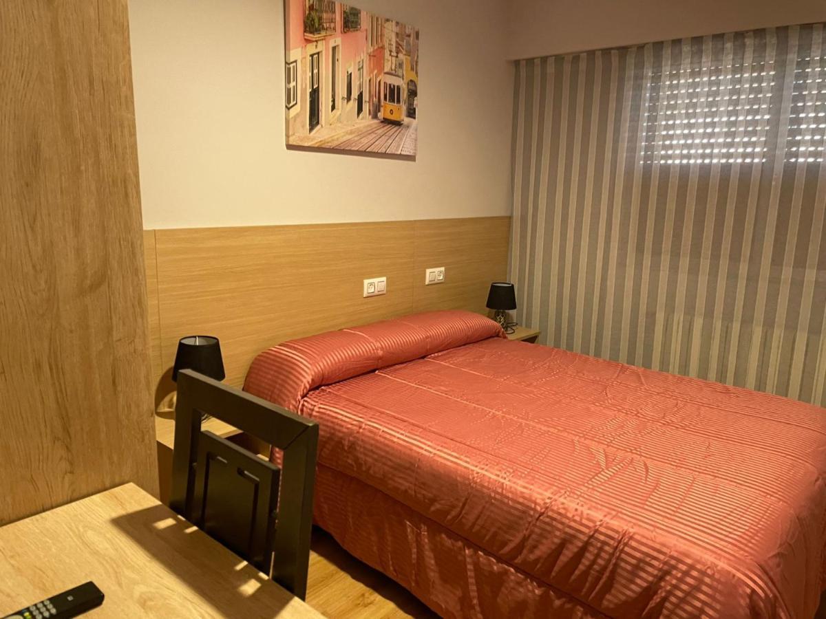 Hostal Cid Ourense Luaran gambar