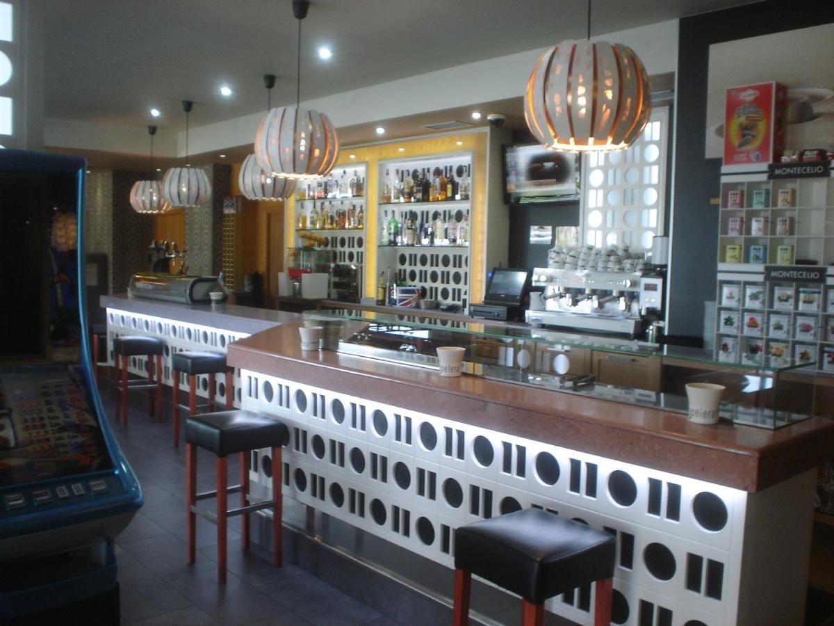 Hostal Cid Ourense Luaran gambar